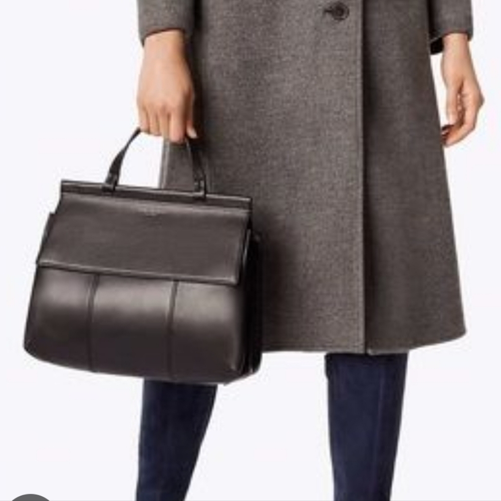Tory Burch Elegant Black Leather Handbag
